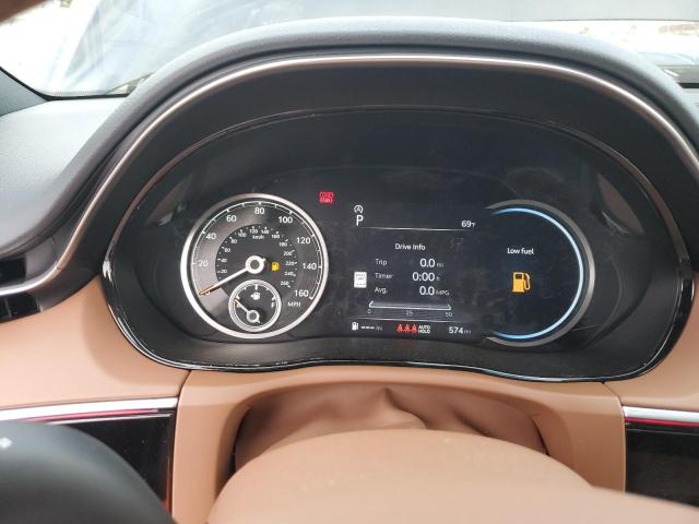 Photo 9 from auction – 2025 GENESIS GV70 BASE with VIN KMUMADTB6SU203356