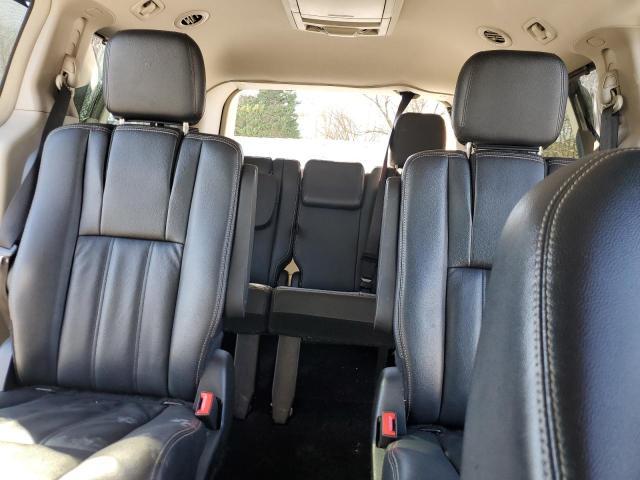 Photo 10 from auction – 2016 CHRYSLER TOWN & COU with VIN 2C4RC1BG7GR129450
