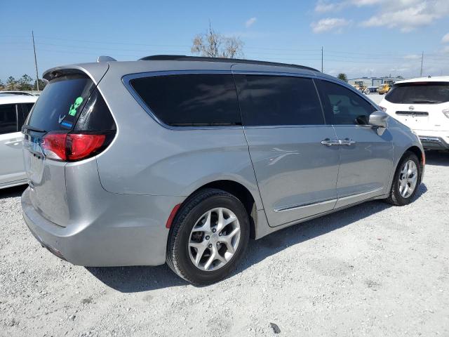 Photo 3 from auction – 2017 CHRYSLER PACIFICA T with VIN 2C4RC1BG1HR708418