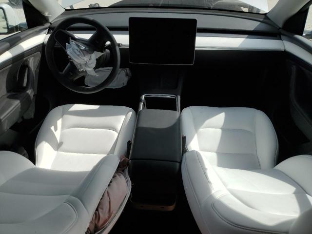 Снимка 8 от търг – 2024 TESLA MODEL Y с VIN 7SAYGDED0RF158471