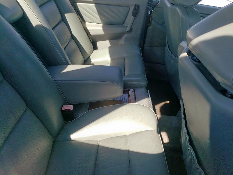 Photo 10 from auction – 1990 MERCEDES-BENZ 560 SEC with VIN WDBCA45E8LA528890