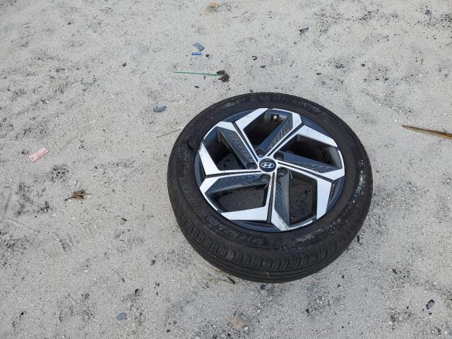Photo 13 from auction – 2023 HYUNDAI TUCSON SEL with VIN 5NMJFCAE6PH265935