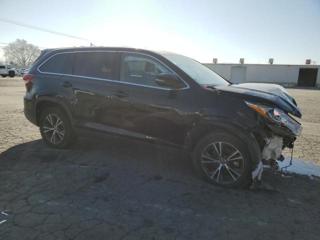 Photo 4 from auction – 2019 TOYOTA HIGHLANDER with VIN 5TDZZRFH7KS344066