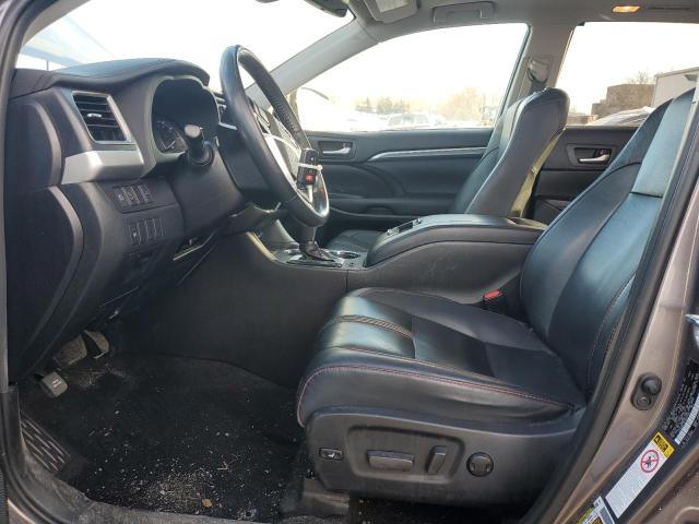 Photo 7 from auction – 2019 TOYOTA HIGHLANDER with VIN 5TDJZRFH5KS624159