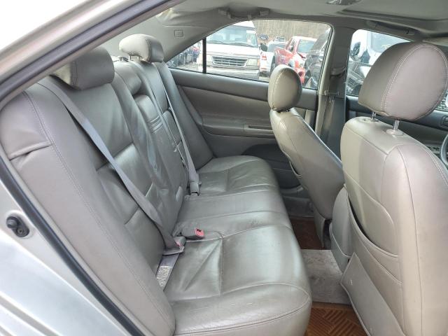 Photo 10 from auction – 2004 TOYOTA CAMRY LE with VIN 4T1BE30K64U283768