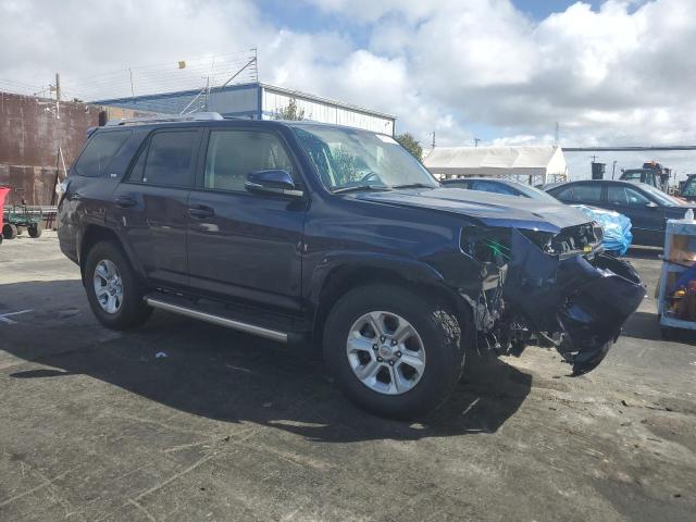 Photo 4 from auction – 2017 TOYOTA 4RUNNER SR with VIN JTEZU5JR6H5159685