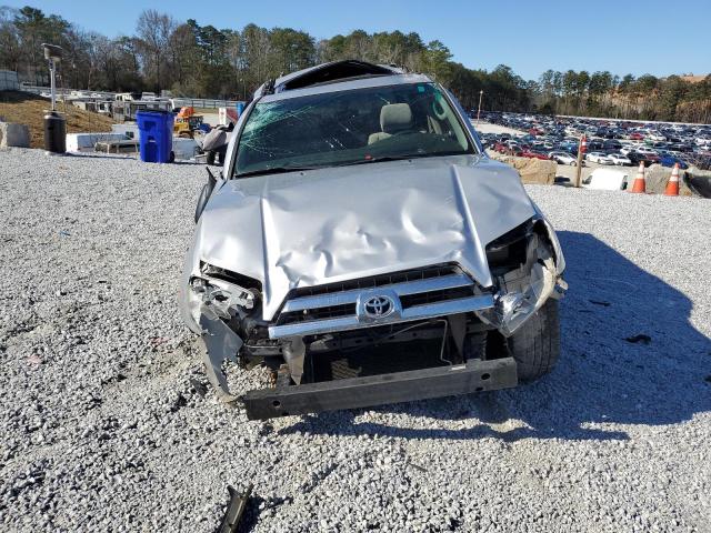 Photo 5 from auction – 2005 TOYOTA 4RUNNER SR with VIN JTEBU14R658030913