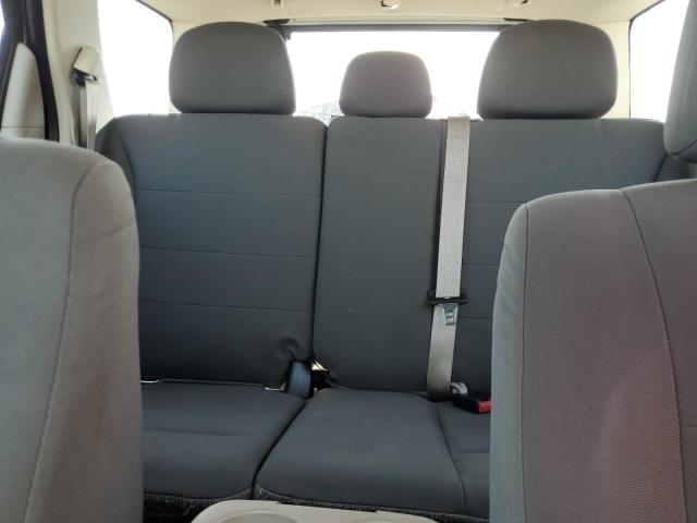 Photo 10 from auction – 2011 FORD ESCAPE XLS with VIN 1FMCU0C78BKB33103