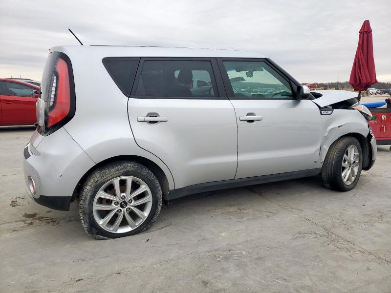 Photo 3 from auction – 2018 KIA SOUL + with VIN KNDJP3A5XJ7559611