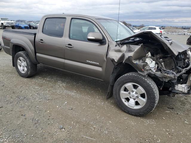 Photo 4 from auction – 2015 TOYOTA TACOMA DOU with VIN 3TMLU4EN2FM195358