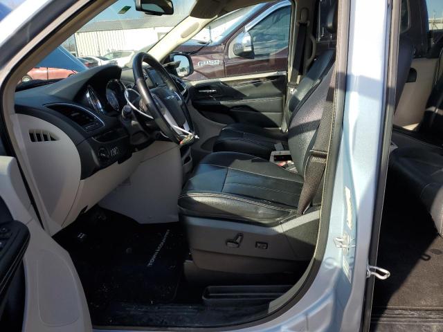 Photo 7 from auction – 2016 CHRYSLER TOWN & COU with VIN 2C4RC1BG1GR280882
