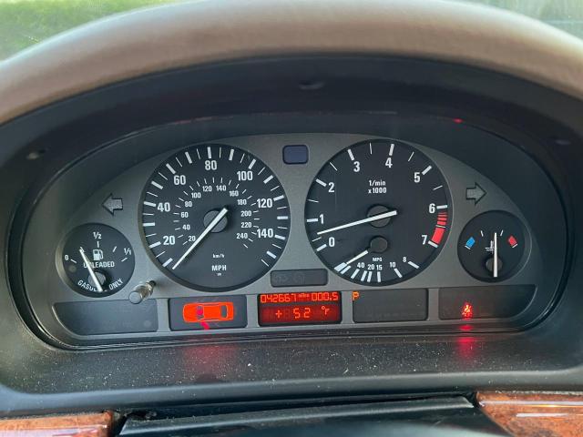 Photo 8 from auction – 1998 BMW 528 I AUTO with VIN WBADD6320WBW46302