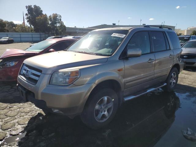 HONDA PILOT EXL 2007 with VIN 2HKYF18537H517975 - Photo from auction