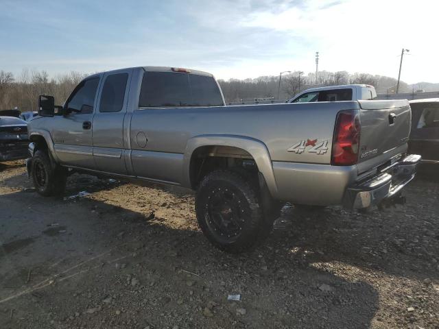 Photo 2 from auction – 2003 CHEVROLET SILVERADO with VIN 1GCHK29113E104458