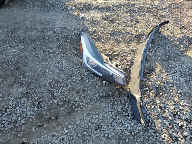 صورة رقم 12 من المزاد - 2017 KIA FORTE LX مع VIN 3KPFL4A71HE027313