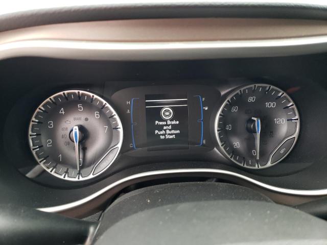 Снимка 9 от търг – 2018 CHRYSLER PACIFICA L с VIN 2C4RC1AGXJR274569