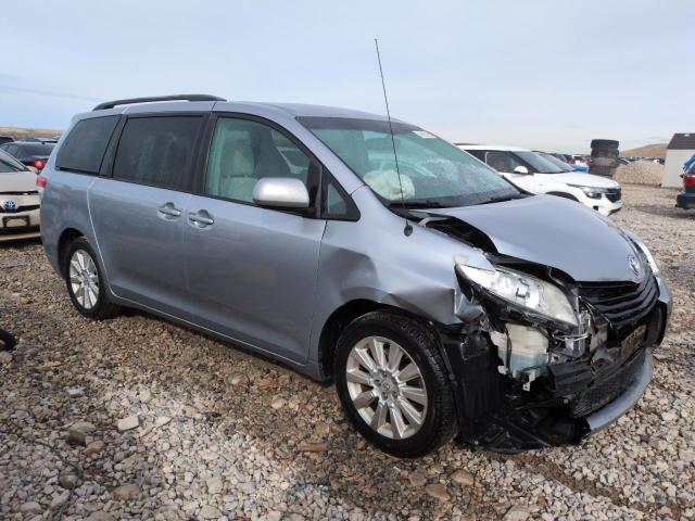 Photo 4 from auction – 2012 TOYOTA SIENNA LE with VIN 5TDJK3DC8CS031664