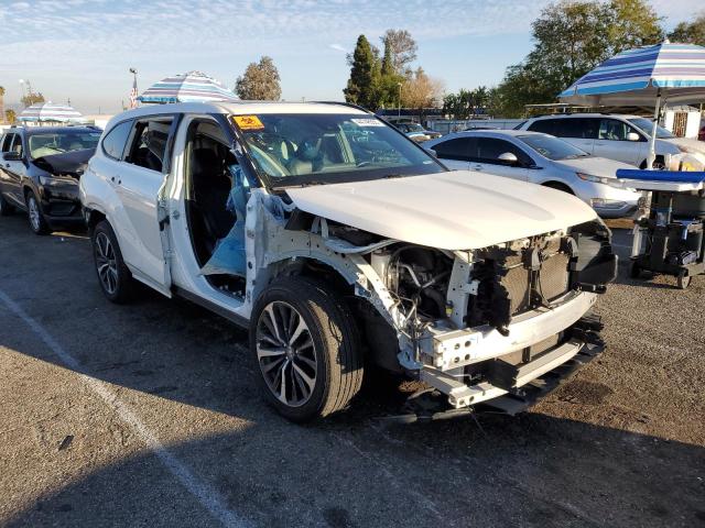Photo 4 from auction – 2021 TOYOTA HIGHLANDER with VIN 5TDJZRAH0MS063136
