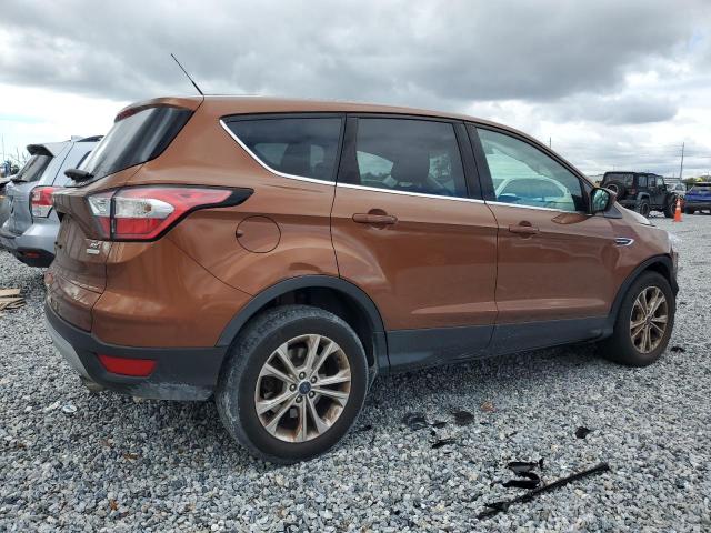 Photo 3 from auction – 2017 FORD ESCAPE SE with VIN 1FMCU0GD1HUE86182