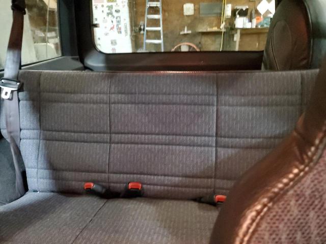 Zdjęcie 10 z aukcji – 2001 JEEP CHEROKEE S z VIN 1J4FF48S31L625542