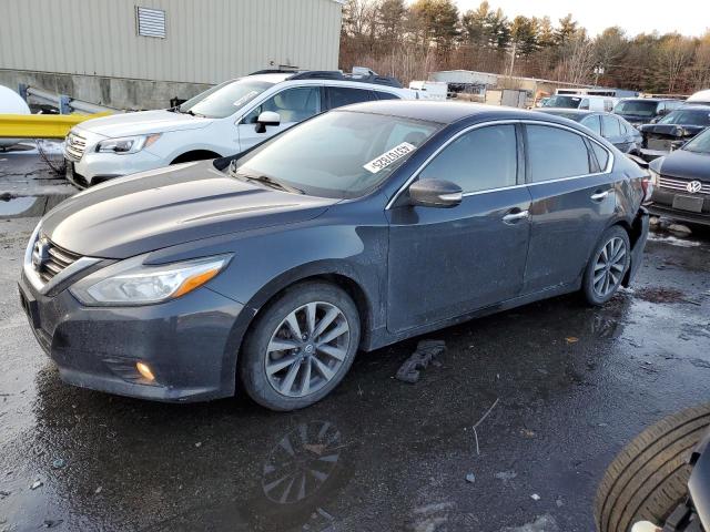 NISSAN ALTIMA 2.5 2017 with VIN 1N4AL3AP0HC185899 - Photo from auction