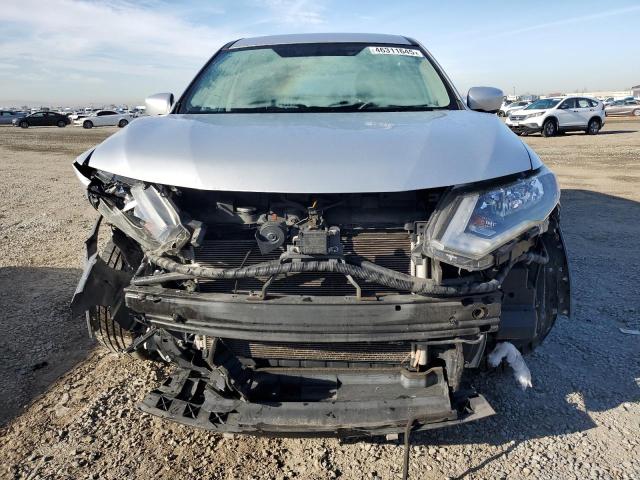 Photo 5 from auction – 2017 NISSAN ROGUE S with VIN JN8AT2MT6HW151272