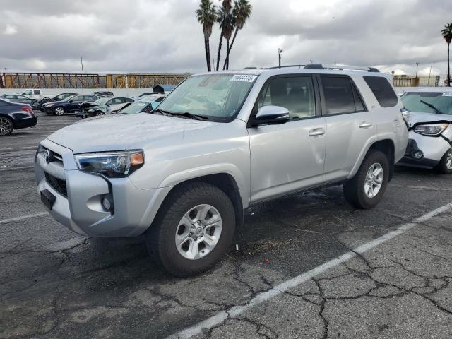 TOYOTA 4RUNNER SR 2020 with VIN JTEBU5JR5L5826322 - Photo from auction