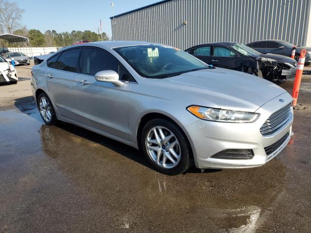Photo 4 from auction – 2016 FORD FUSION SE with VIN 3FA6P0H7XGR332437