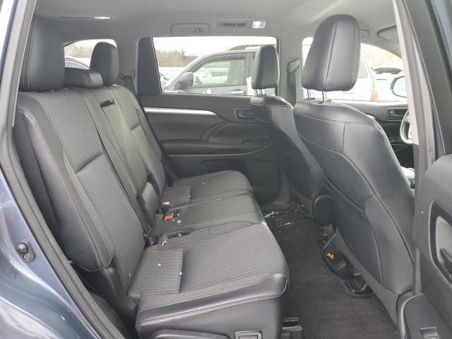 Photo 11 from auction – 2016 TOYOTA HIGHLANDER with VIN 5TDBKRFH3GS306640