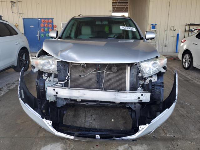 Photo 5 from auction – 2011 TOYOTA HIGHLANDER with VIN 5TDYK3EH9BS044799