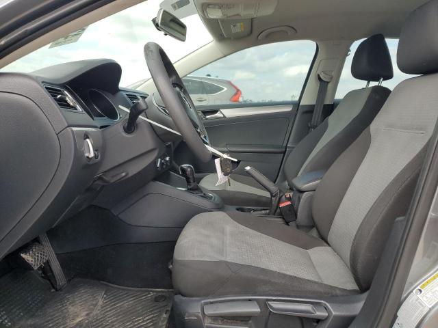 Photo 7 from auction – 2017 VOLKSWAGEN JETTA S with VIN 3VW2B7AJ8HM235674