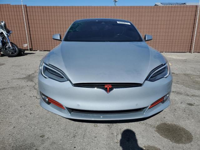 Photo 5 from auction – 2016 TESLA MODEL S with VIN 5YJSA1E10GF139649