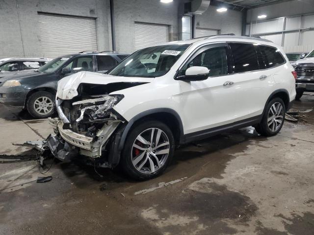 Photo 1 from auction – 2016 HONDA PILOT TOUR with VIN 5FNYF6H98GB110782