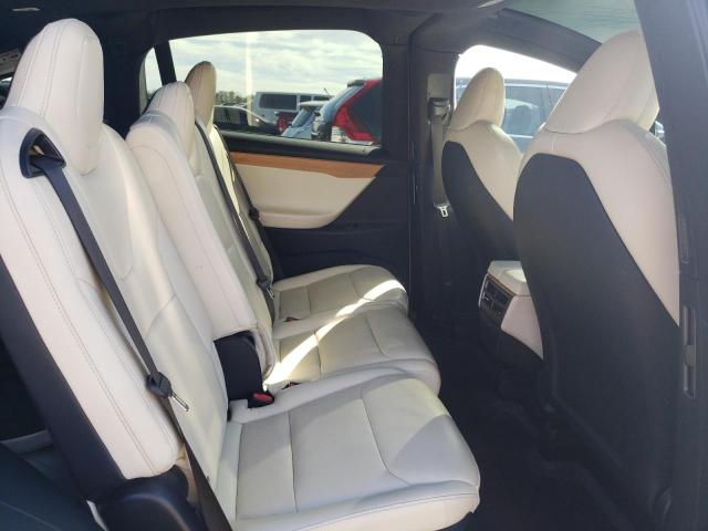 Photo 11 from auction – 2020 TESLA MODEL X with VIN 5YJXCAE20LF228947