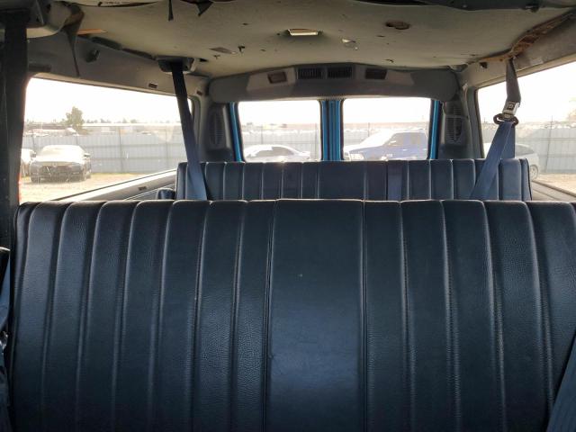 Photo 10 from auction – 1994 CHEVROLET G20 with VIN 1GNEG25K4RF171116