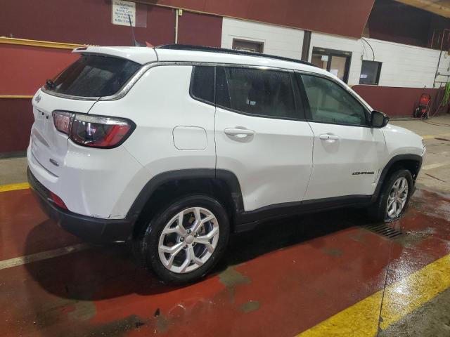Photo 3 from auction – 2024 JEEP COMPASS LA with VIN 3C4NJDBN1RT111627