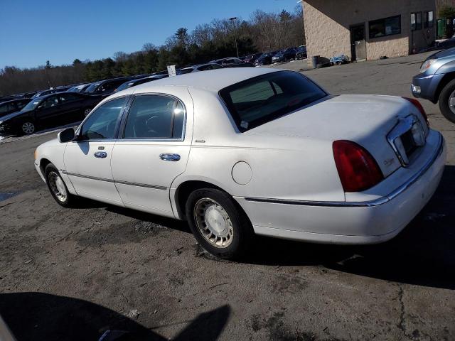 Photo 2 from auction – 2001 LINCOLN TOWN CAR E with VIN 1LNHM81W11Y727557