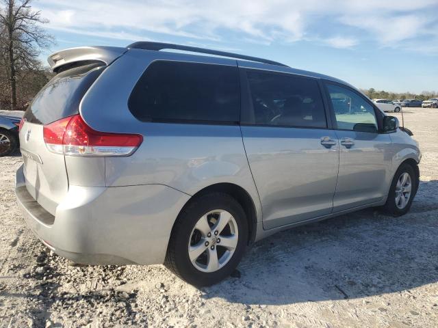 Photo 3 from auction – 2014 TOYOTA SIENNA LE with VIN 5TDKK3DCXES494980