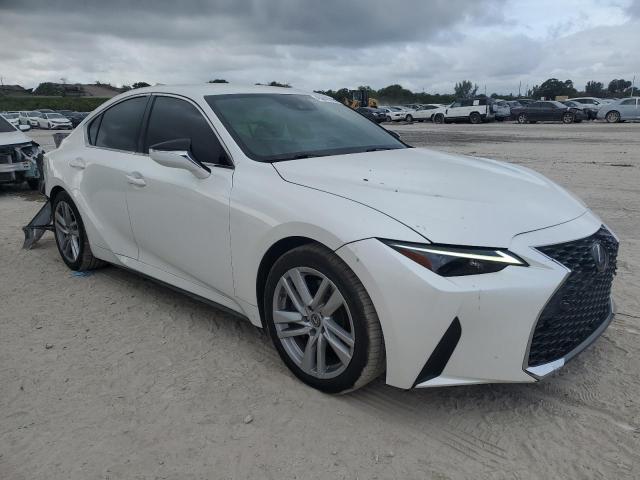 Снимка 4 от търг – 2021 LEXUS IS 300 с VIN JTHAA1D2XM5113433