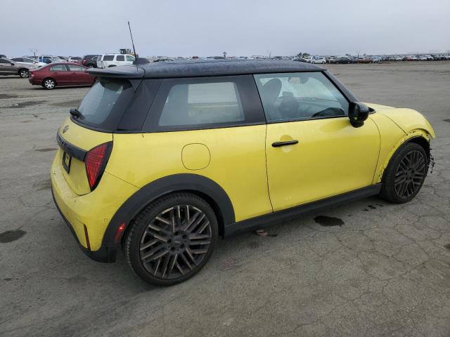 Снимка 3 от търг – 2025 MINI COOPER S с VIN WMW23GD05S2W31480