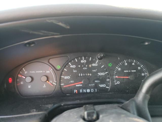 Photo 9 from auction – 2000 FORD TAURUS SE with VIN 1FAFP5322YA232966