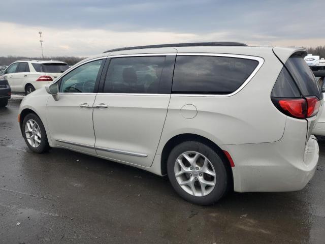Photo 2 from auction – 2017 CHRYSLER PACIFICA T with VIN 2C4RC1BG0HR785099