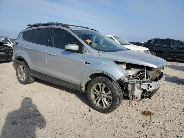 Photo 4 from auction – 2018 FORD ESCAPE SE with VIN 1FMCU9GD8JUC91318