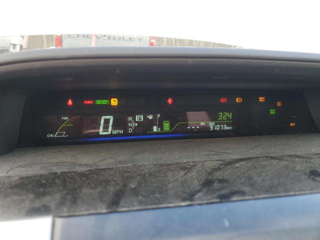Photo 9 from auction – 2013 TOYOTA PRIUS V with VIN JTDZN3EU3D3225331