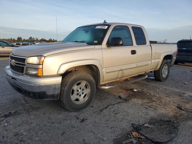 CHEVROLET SILVERADO 2006 with VIN 1GCEK19B06Z192728 - Photo from auction