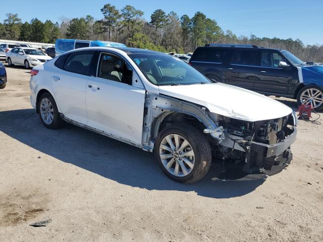 Photo 4 from auction – 2017 KIA OPTIMA EX with VIN 5XXGU4L31HG137605