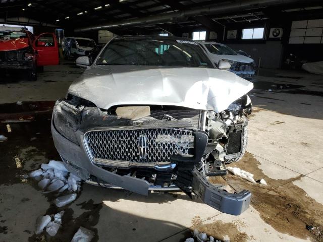 Photo 5 from auction – 2017 LINCOLN MKZ RESERV with VIN 3LN6L5FC0HR633623