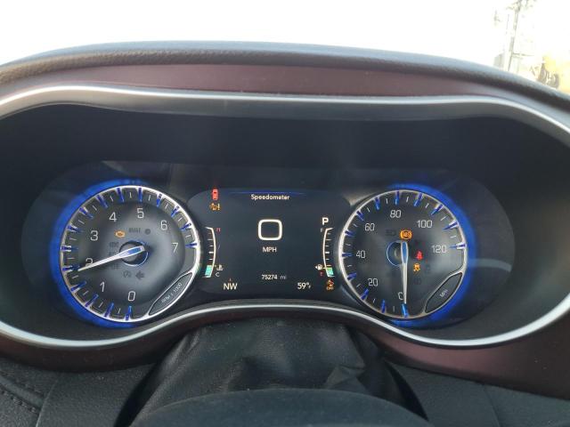 Photo 9 from auction – 2017 CHRYSLER PACIFICA L with VIN 2C4RC1GGXHR777889