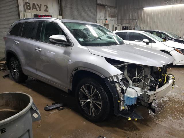 Photo 4 from auction – 2016 TOYOTA HIGHLANDER with VIN 5TDJKRFH8GS348538
