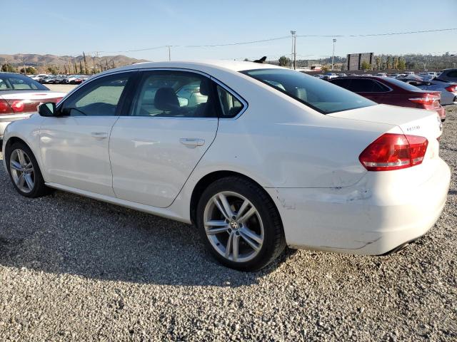 Photo 2 from auction – 2015 VOLKSWAGEN PASSAT SE with VIN 1VWBV7A38FC035594